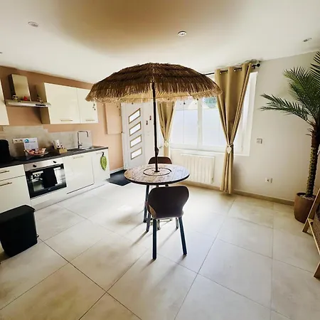 Escapade Romantique, Jacuzzi, Sauna, A 900m Ferienhaus Grand-Fort-Philippe